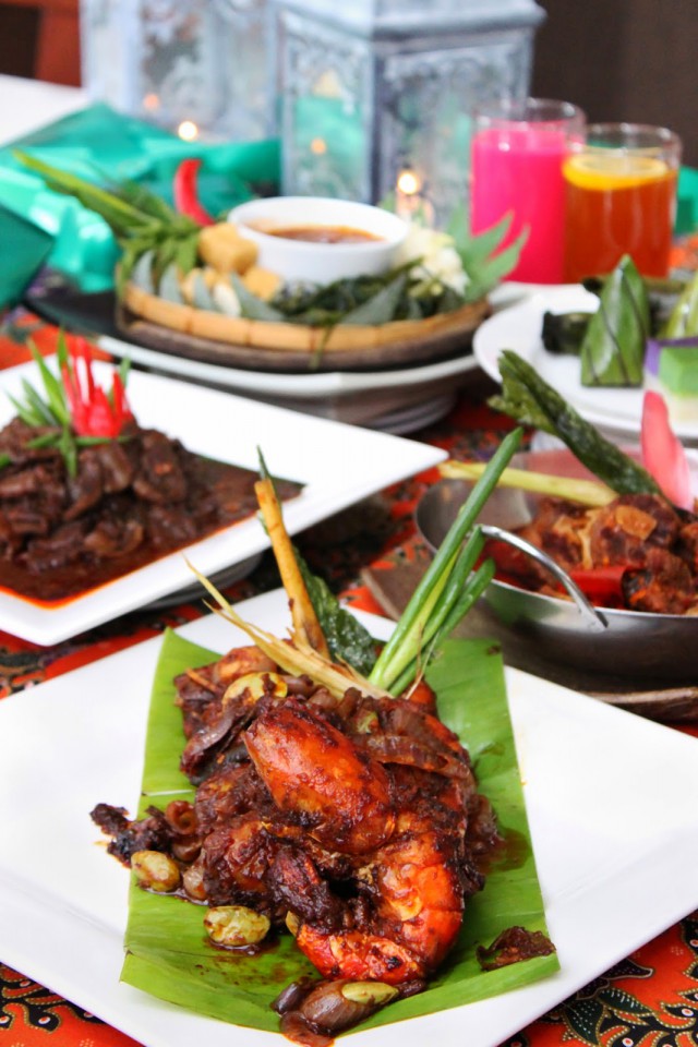 JUADAH TRADISI KAMPUNG BUFFET DINNER AT SILKA MAYTOWER 