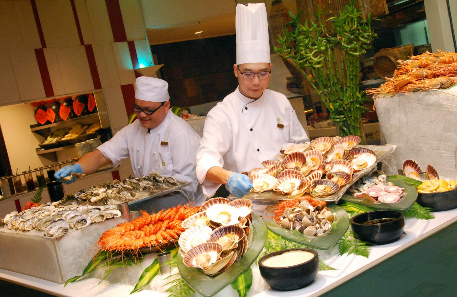 THREE NIGHTS OF SEAFOOD TO WOW DINERS AT LEMON GARDEN CAFE, SHANGRI-LA ...