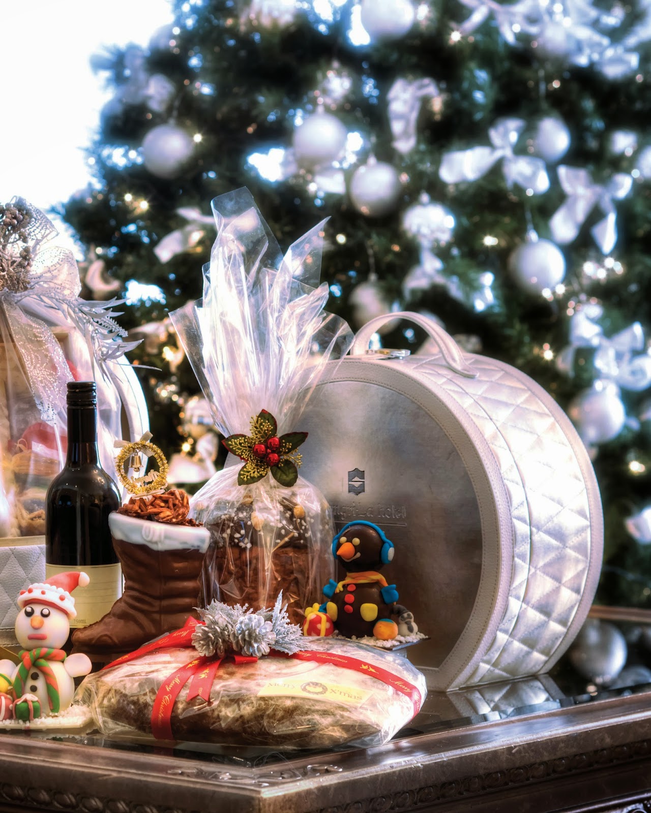 CHRISTMAS HAMPERS AND GOODIES AT SHANGRILA HOTEL, KUALA LUMPUR