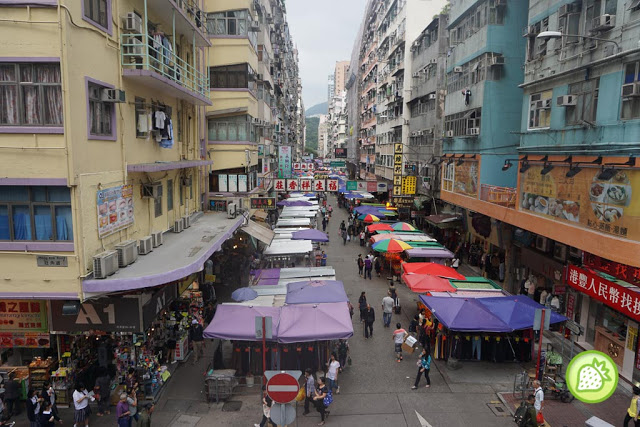 Fa Yuen Street @ Hong Kong: Cheap Bargains Apparel & Sneakers ...