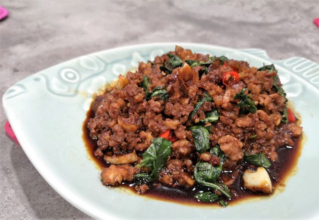 Recipe: Pad Kra Pao ( Basil Pork) | Malaysian Foodie
