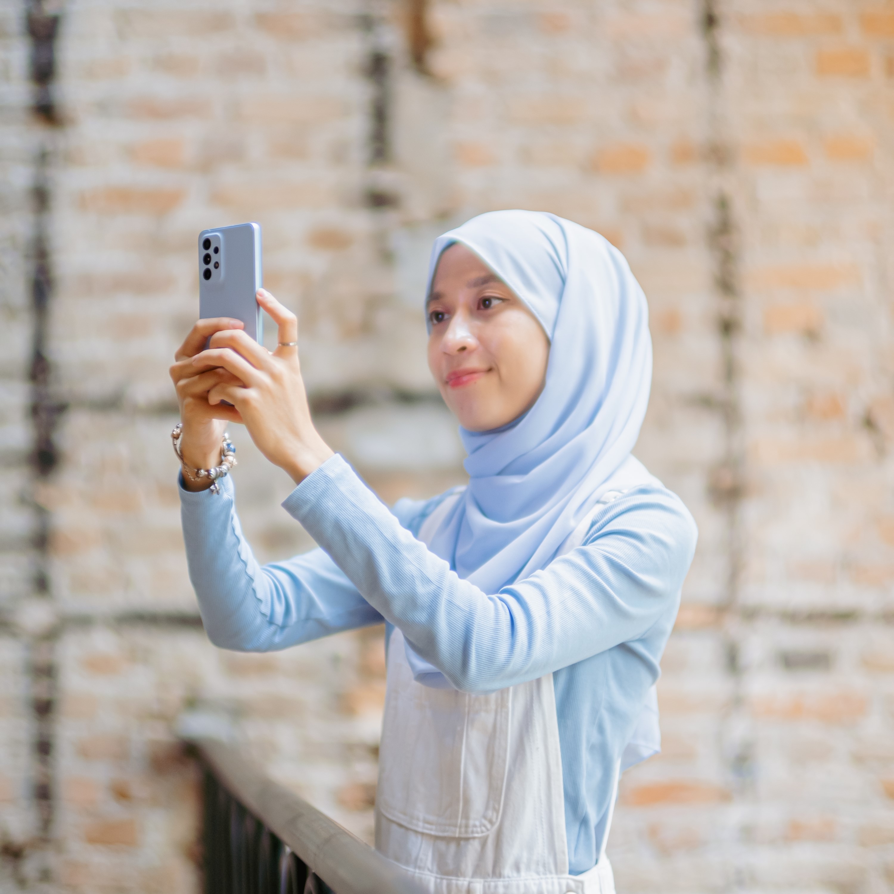 Beri Galaxy'S Impactful Instagram Presence - rju3g0d