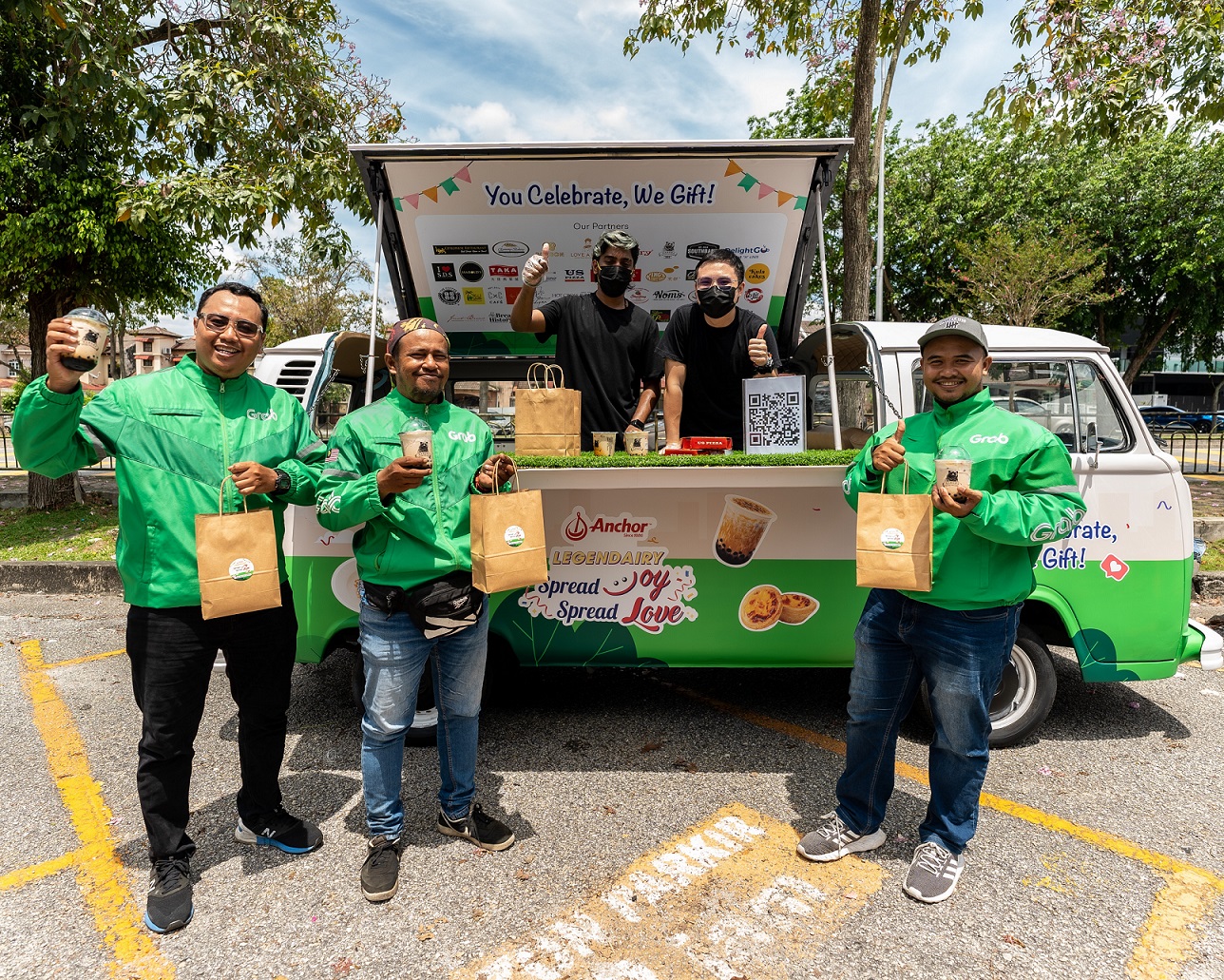 ANCHOR’S LEGENDAIRY SPREAD JOY, SPREAD LOVE CAMPAIGN RETURNS TO