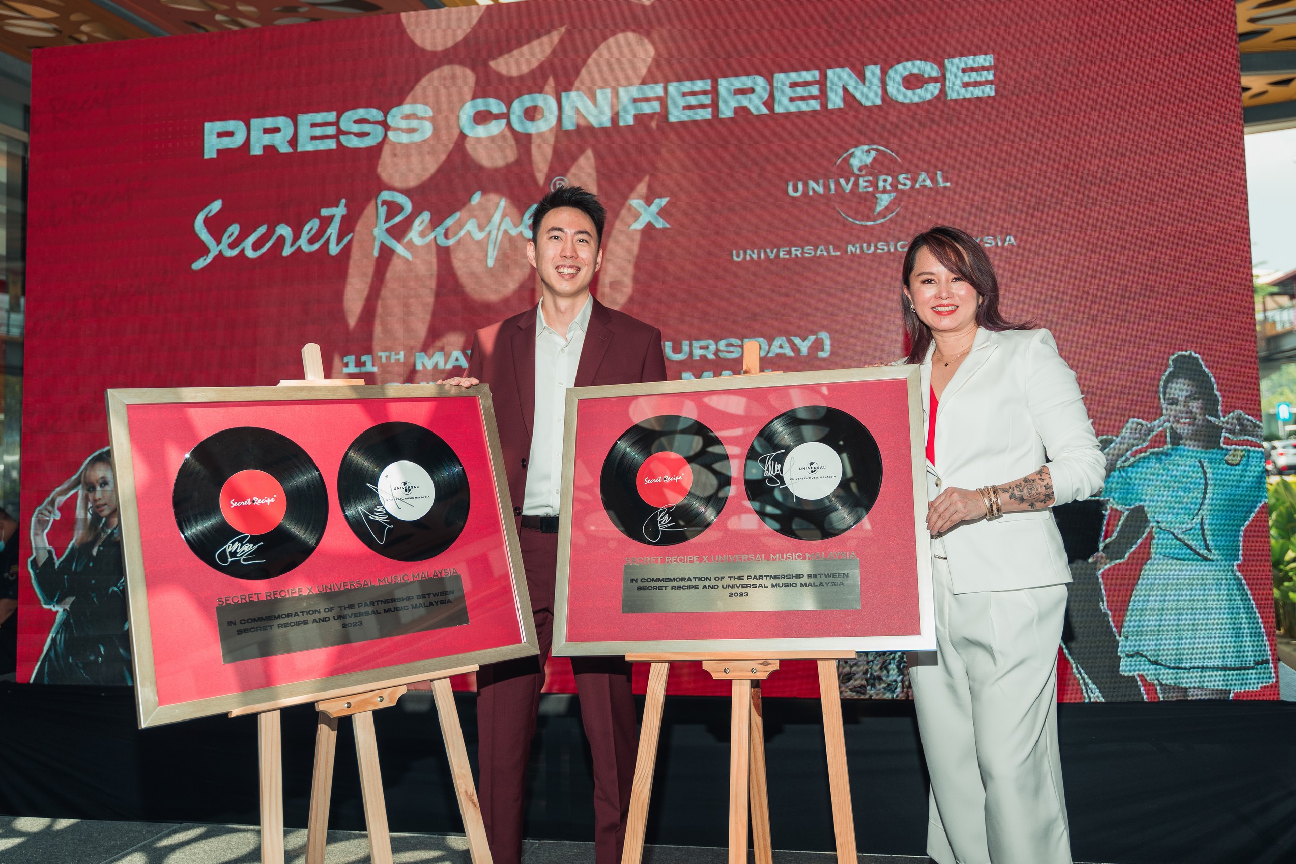 Secret Recipe Shares the Stage with Universal Music Malaysia 